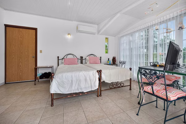 VENTA CASA FRENTE AL MAR EN GORGONA