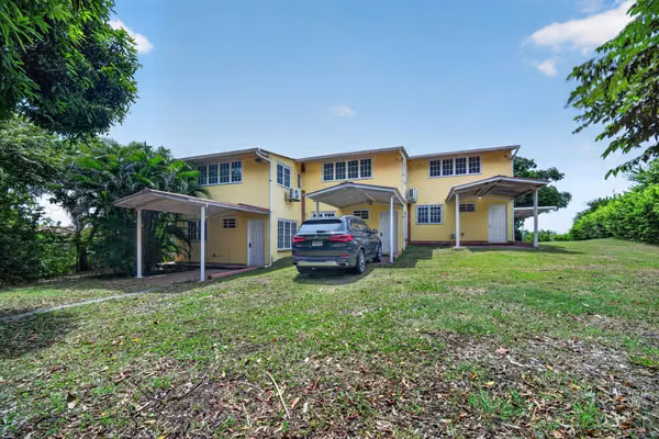 VENTA CASA FRENTE AL MAR EN GORGONA