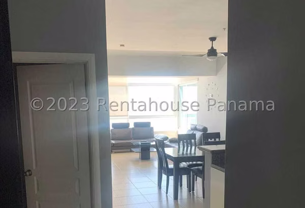 J1642GRR Venta de Apartamento en Avenida Balboa 
