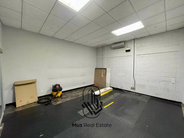 Local Comercial en Venta y Alquiler – PH Ofidepositos Central en la Central- RT