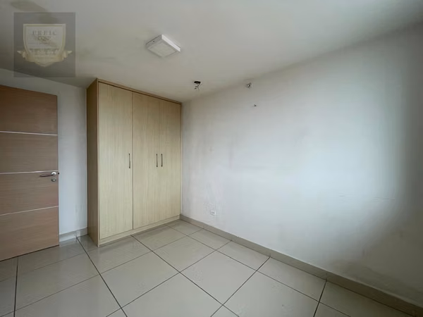VENTA DE APARTAMENTO EN TORRES DE CASTILLA, VÍA ESPAÑA