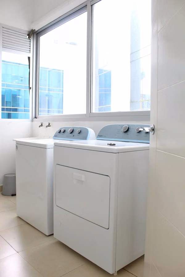 4 bedroom furnished apartment for rent in PH Waters on the Bay, Balboa Avenue