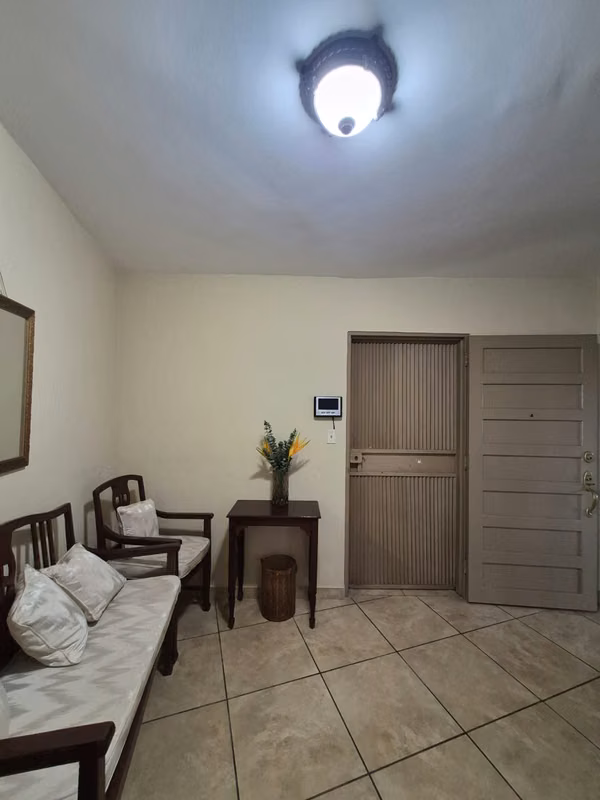 Sell Apt in PH Beverly Hills