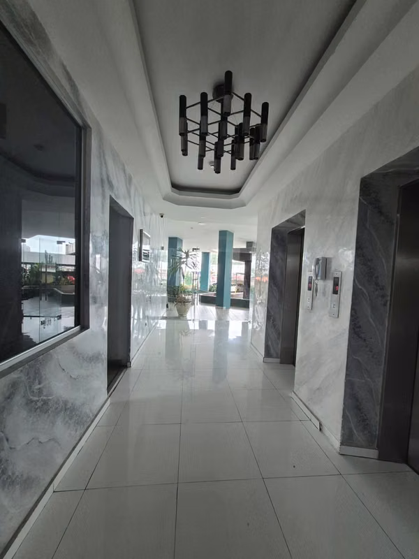Sell Apt in PH Beverly Hills