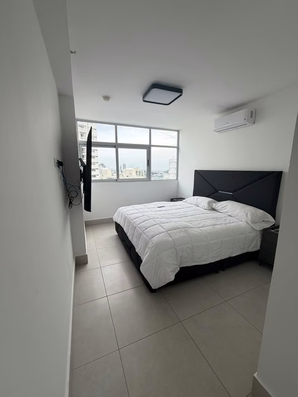 ALQUILER DE APARTAMENTO AMOBLADO