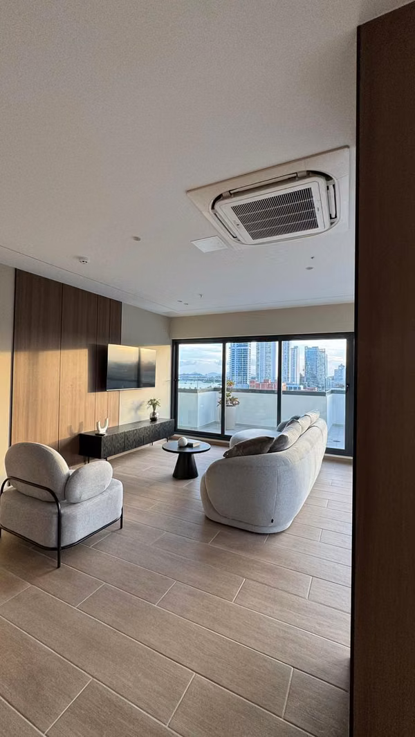 APARTMENT FURNISHED IN BEAUTIFUL VIEW - PH ALEXA * *