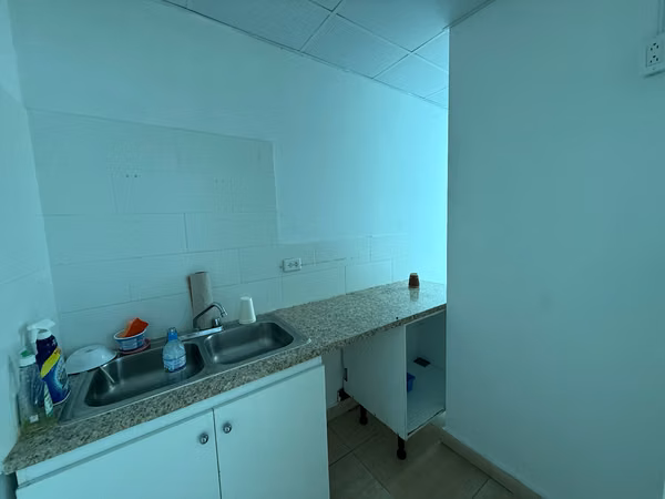 Alquiler Oficina en Torre Banesco, Marbella