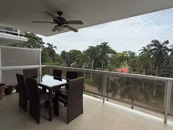 ¡VIVE EN CLAYTON! ALQUILA ESTE ESPECTACULAR APARTAMENTO DE 180 M²