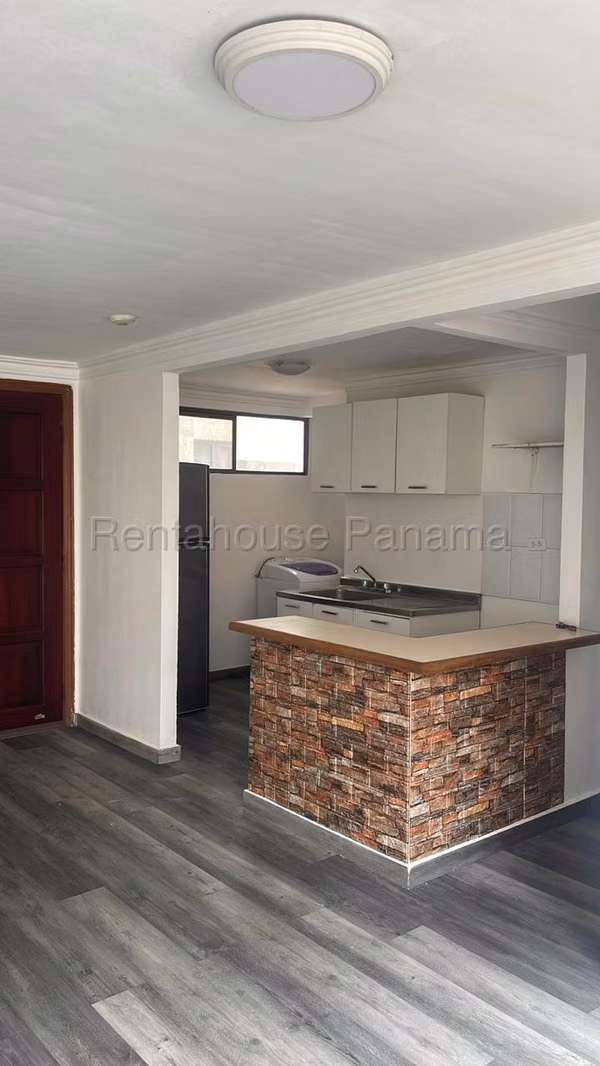 Se Vende Apartamento en Rio Abajo GC26-7885