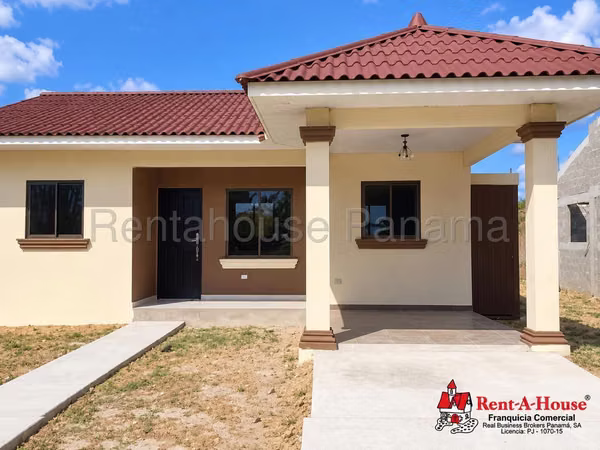 House For Sale In Pesé YS