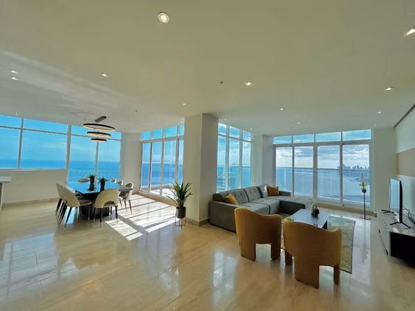 Duplex apartment for rent in Costa del Este - GBM