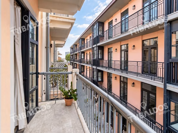 Apartment for sale in Casco Antiguo