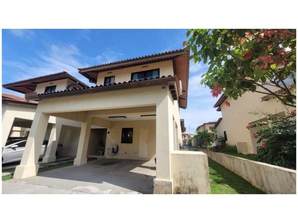 Town Home Woodlands Panama Pacific SALE