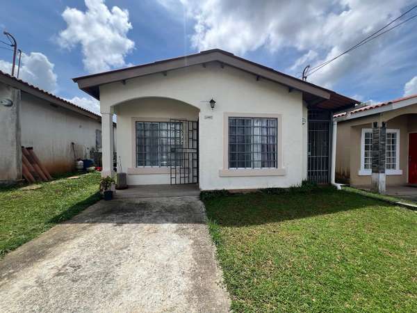 Rental House in Montelimar