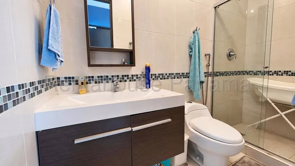 Apartamento en venta PH Vivendi, Piso Alto + Deposito. Edison Park IH27-2668