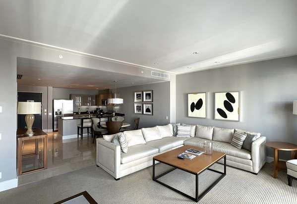 HOTEL BRISTOL PANAMA - CALLE 50 Apartment for Sale