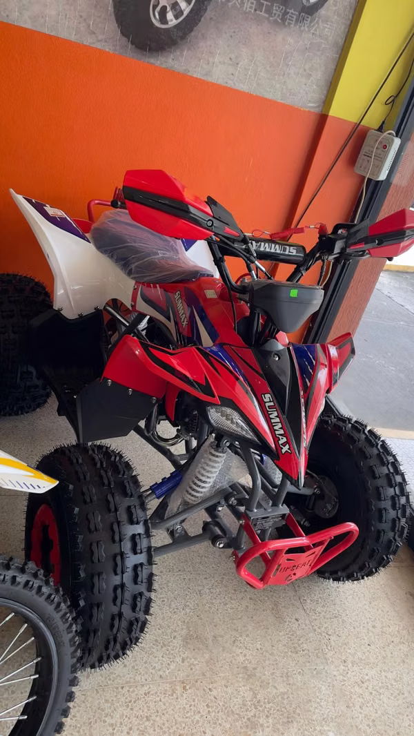 Tenemos gran variedad de productos para tu moto y Four Wheel:
