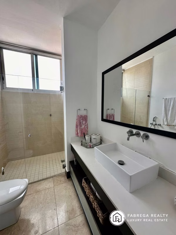 Apartamento vista al mar en venta - Coco del Mar