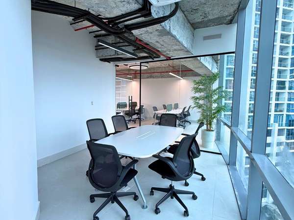 OFFICE RENTAL IN PH FINANCIAL PARK, EAST COAST (8P)