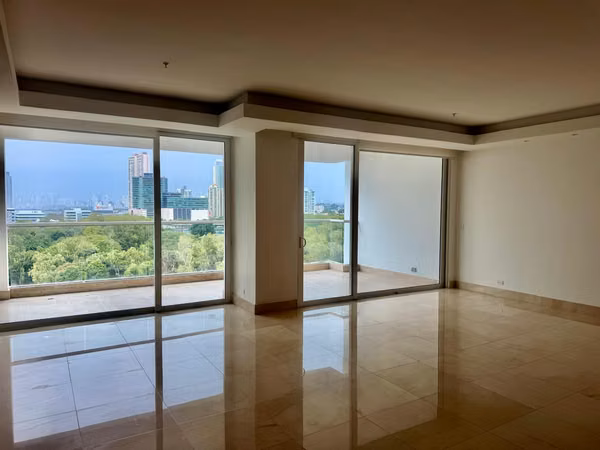 4 rec sea view and city for sale - East Coast
