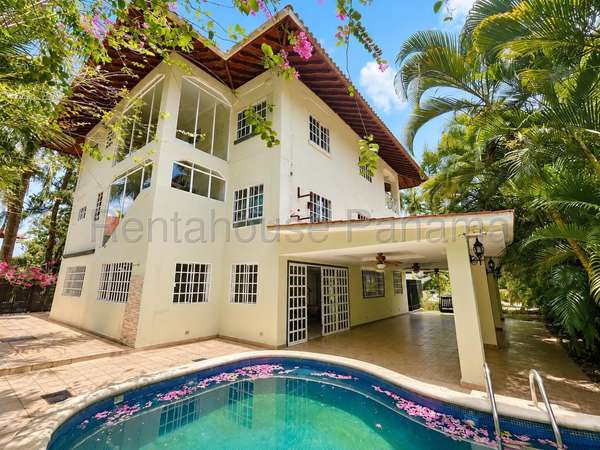 Sale of House in Albrook MCD27-1082