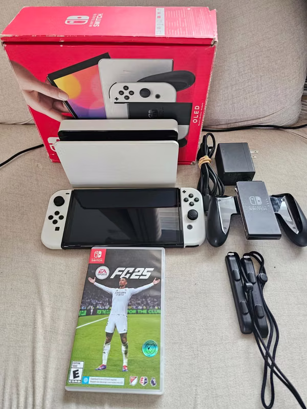 Nintendo switch oled + FIFA 25