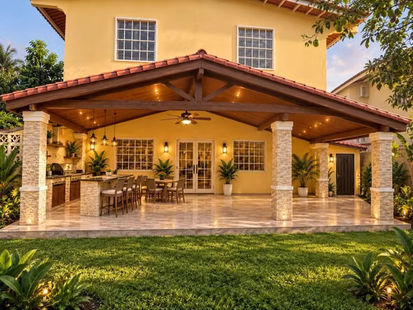 ALQUILO CASA EN CONJUNTO CERRADO – LAS CUMBRES