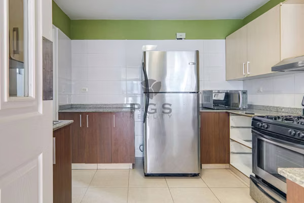 PH Costa View, Costa del Este: Apartamento grande a excelente precio
