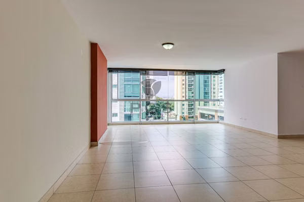 PH Costa View, Costa del Este: Apartamento grande a excelente precio