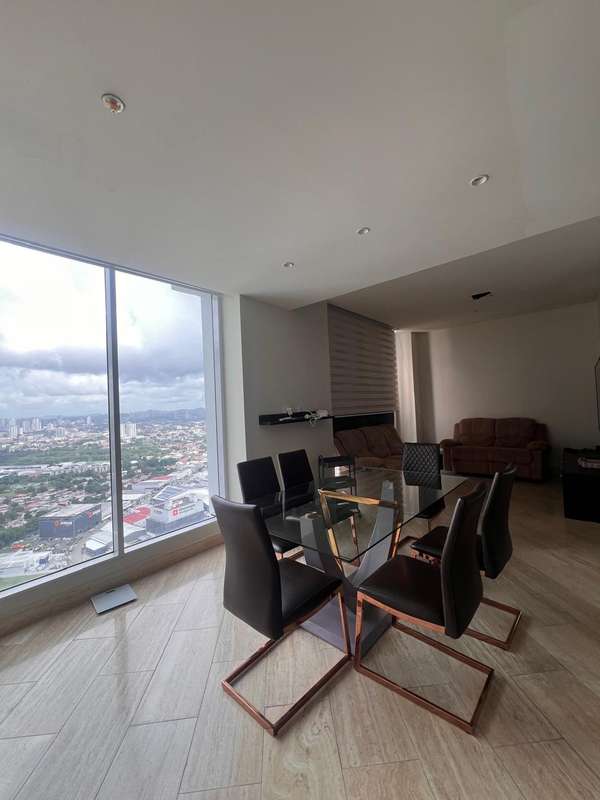APARTMENT RENTAL IN THE REGENT