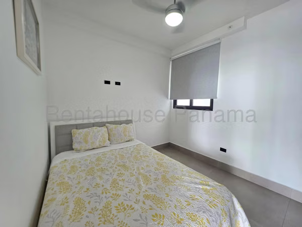 ALquiler de Apartamento Amoblado con vista al mar Victory Sport 27-2685SR