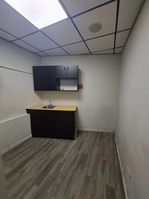 LOCAL COMERCIAL EN ALQUILER EN OBARRIO – 157 M² | PLANTA BAJA | $2,600