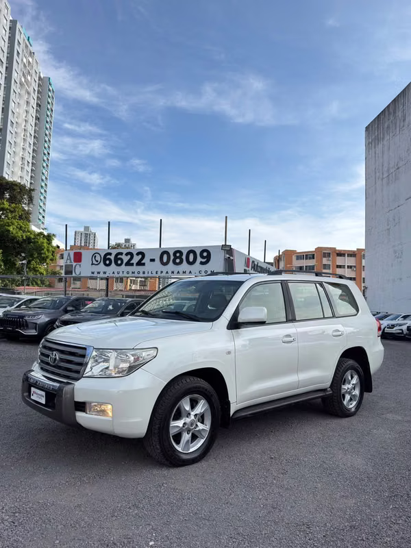 TOYOTA LANDCRUISER 2012