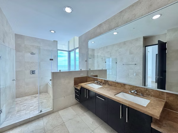 Exclusivo y Amplio Apartamento Frente al Mar en PH Ten Tower – Costa del Este