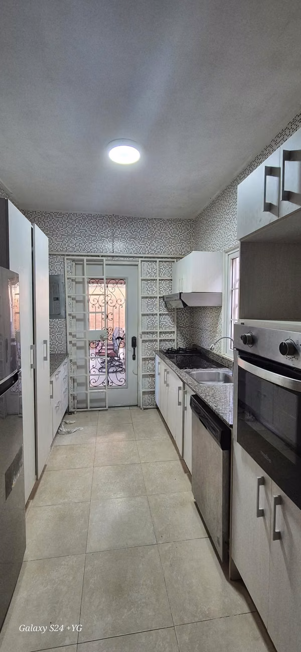 VENTA DE CASA EN PH RESIDENCIAL LAS HUACAS