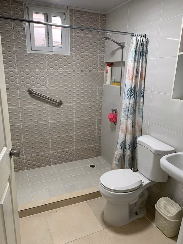 House for sale in Valle Dorado, 124; La Chorrera, 124; US $90,000