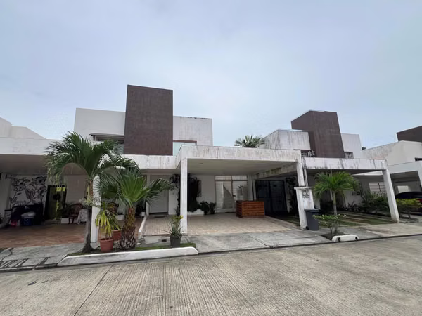 CASA AMOBLADA más APARTAMENTO AMOBLADO para ALQUILER en Vista Alegre Arraiján, PH Residencial Las Lajas