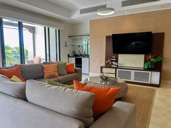 Sale: Paseo de las Casas - 124; 248 m ² with golf view - 124; $580,000