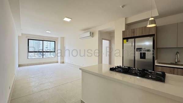 Apartment for sale in Santa Maria MPM27-2686