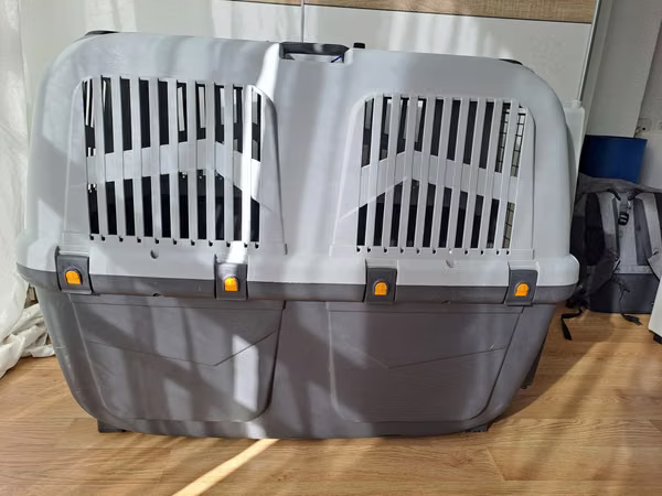 LARGE DOG CARRIER CAGE