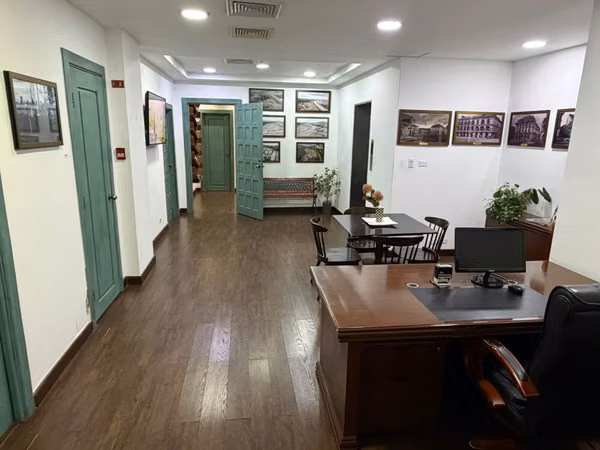 Oficina amoblada en alquiler calle 50 