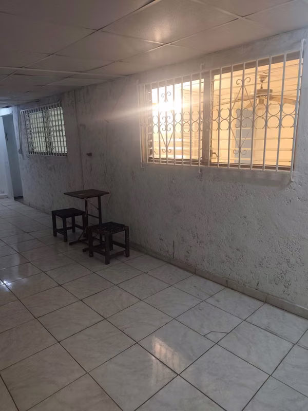 Sale of House in the Acacias