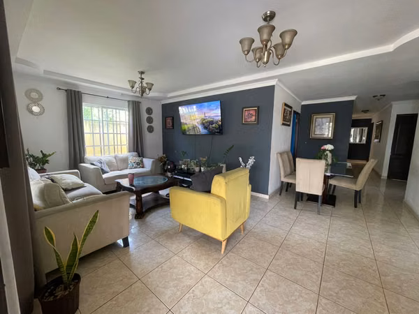 VENTA DE CASA EN CAMINO REAL III – SAN ANTONIO
