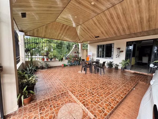 VENTA DE CASA EN CAMINO REAL III – SAN ANTONIO