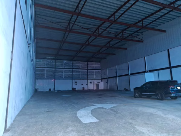 LOCAL COMERCIAL EN ALQUILER EN EL DORADO – 1,000 M² | 12 M DE ALTURA | ALTA EXPOSICIÓN