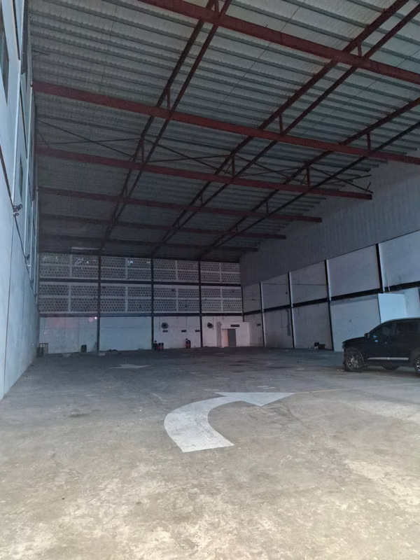 LOCAL COMERCIAL EN ALQUILER EN EL DORADO – 1,000 M² | 12 M DE ALTURA | ALTA EXPOSICIÓN