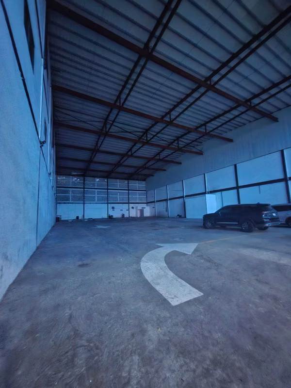 LOCAL COMERCIAL EN ALQUILER EN EL DORADO – 1,000 M² | 12 M DE ALTURA | ALTA EXPOSICIÓN
