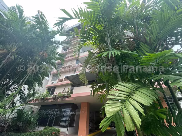 Apartment for Sale in Campo Alegre.