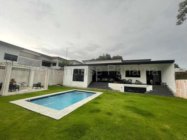 Sale of House in Los Angeles, Betania Betania HQ