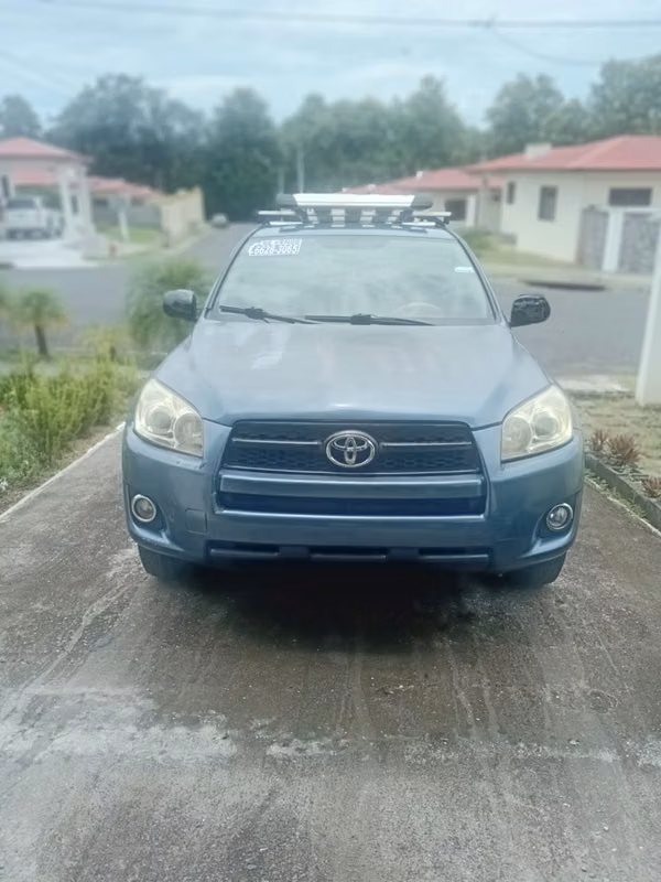 I sell Toyota RAV-4 in good condition